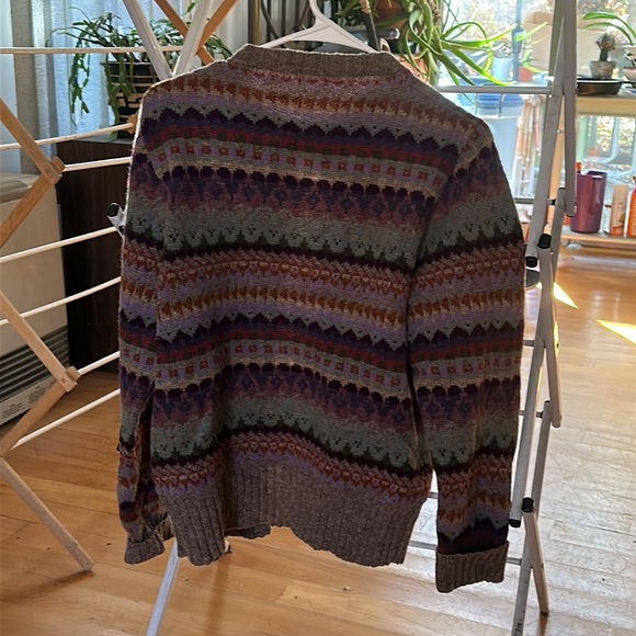 Button down sweater - Picture 2 of 2